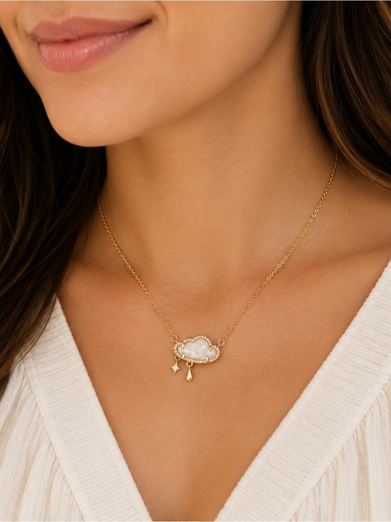 Kendra Scott Jewelry - Kendra Scott Cloud Pendant Necklace Gold White Mother of Pearl Charm NWT #36